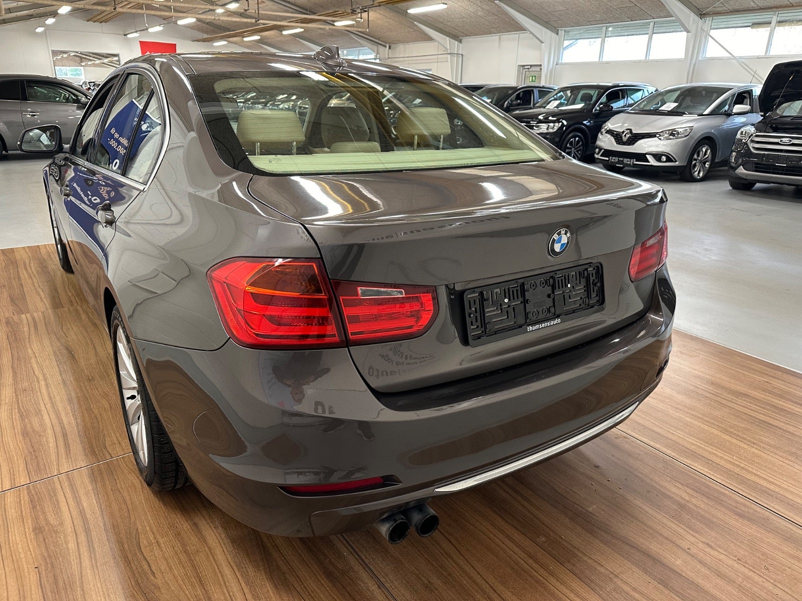 BMW 328i 2012