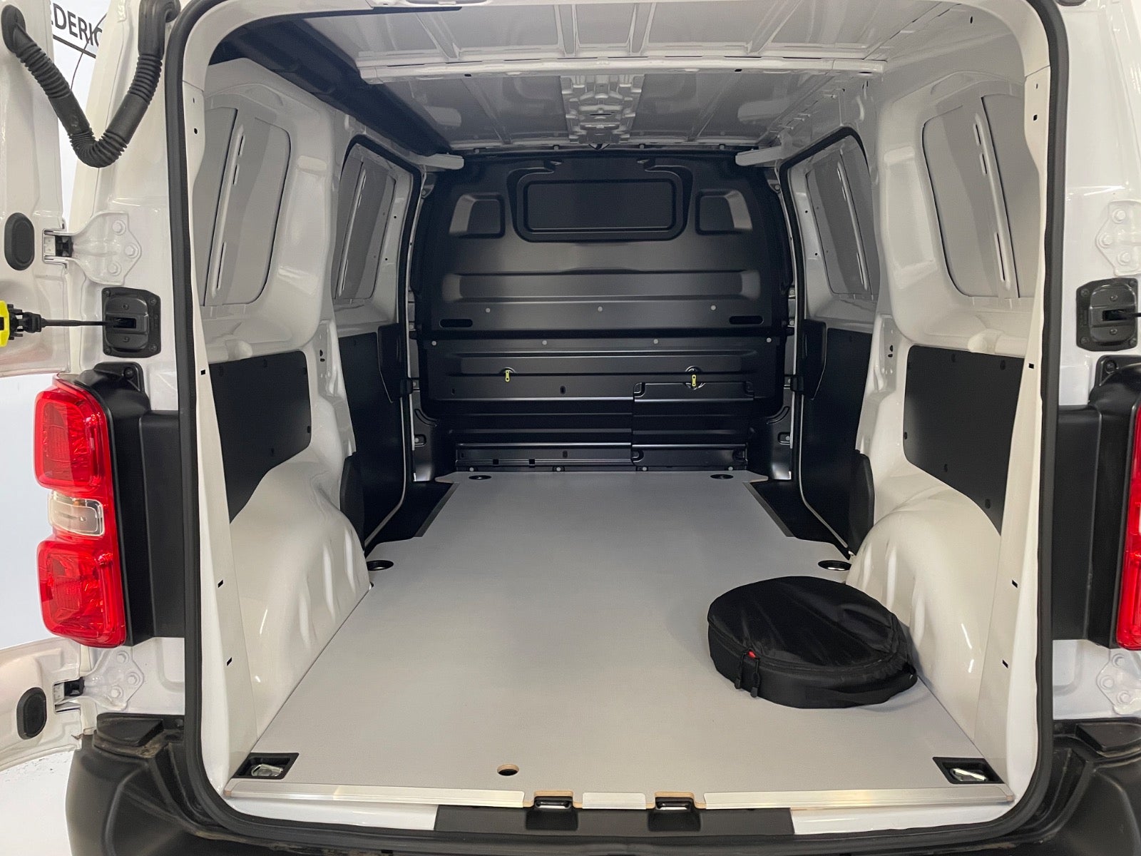 Billede af Citroën ë-Jumpy 50 L2 BaseLine