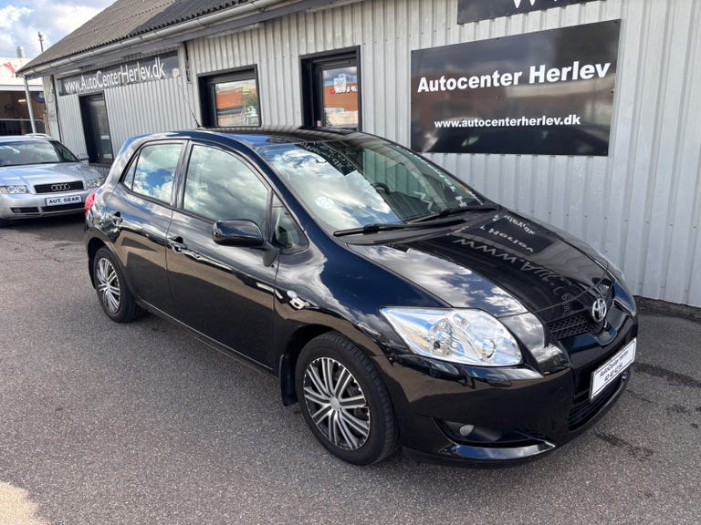 Toyota Auris D-4D Luna