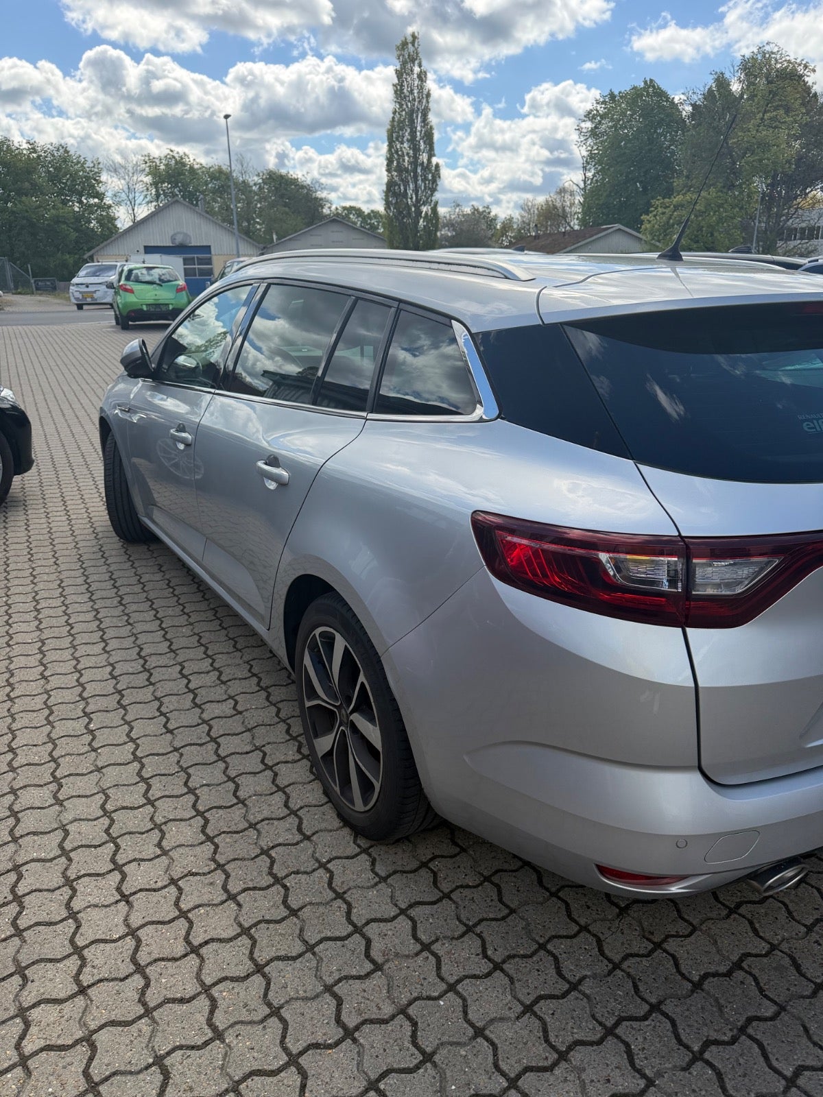 Renault Megane IV dCi 110 Bose Edition Sport Tourer EDC - billede 2