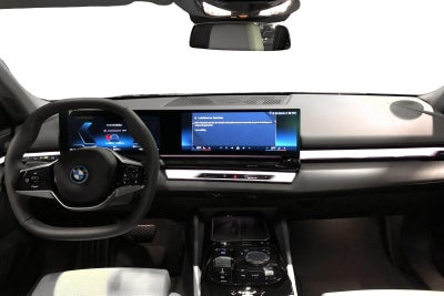 BMW i5 eDrive40 Touring Sport Line