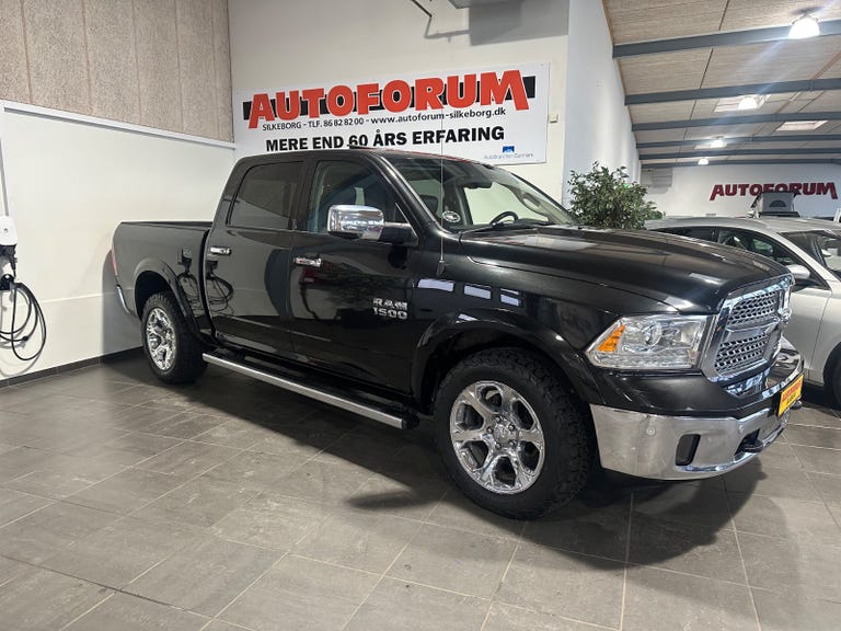 Dodge RAM 1500 EcoDiesel Laramie Crew Cab aut.