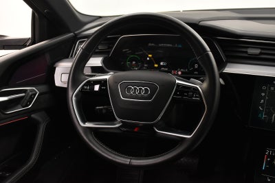 Audi e-tron S-line Sportback quattro