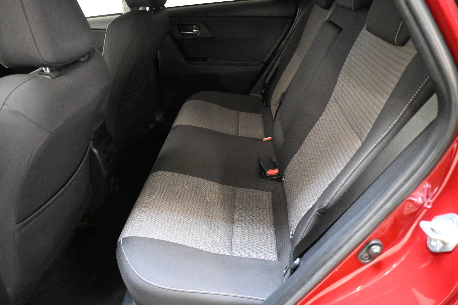 Toyota Auris Hybrid Prestige Touring Sports CVT