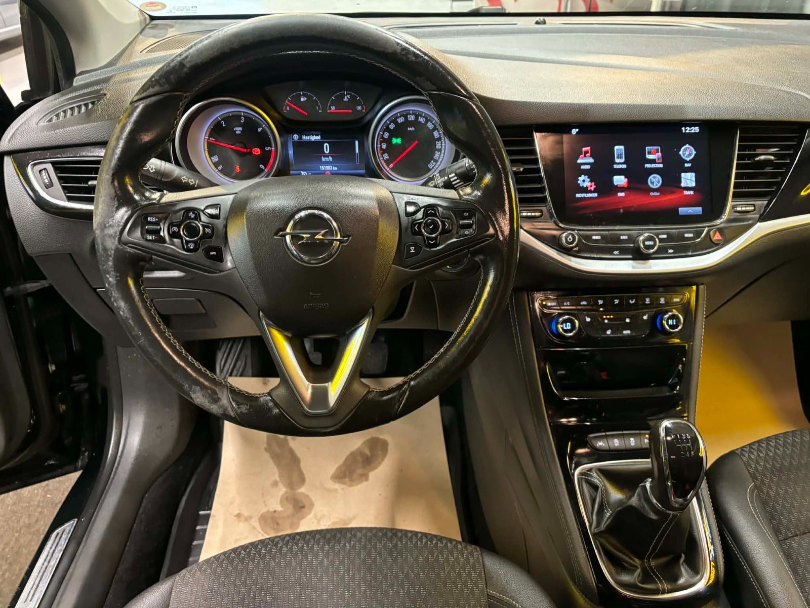 Billede af Opel Astra 1,6 CDTi 136 Business Sports Tourer