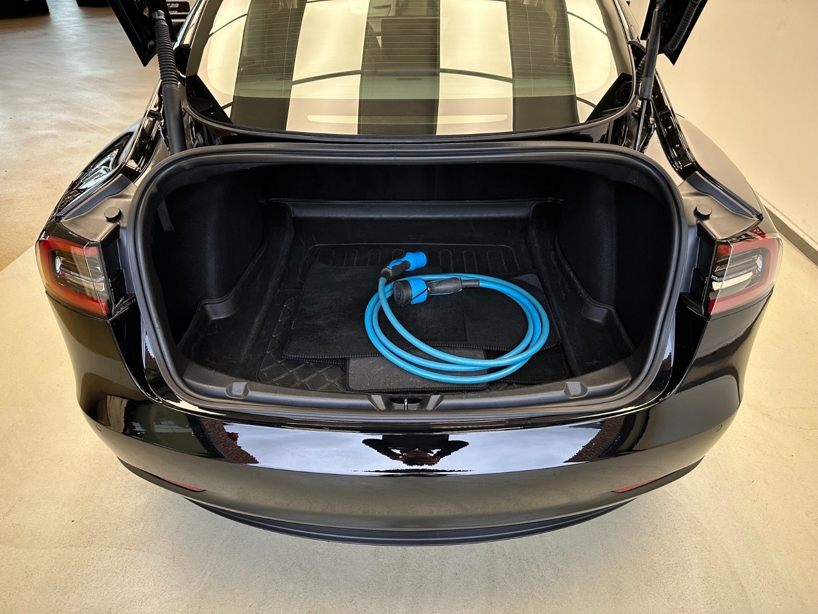 Billede af Tesla Model 3  Standard Range+ RWD