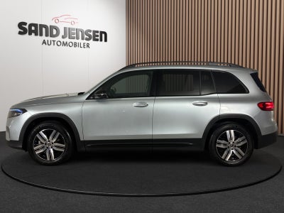 Mercedes EQB250+ Electric Art