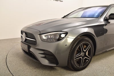 Mercedes E300 de AMG Line Night Edition stc. aut.