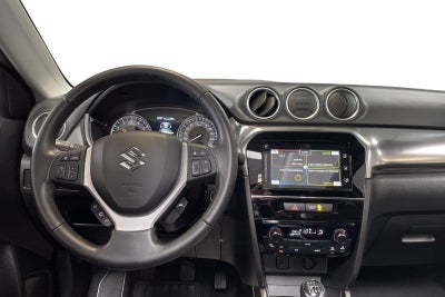 Suzuki Vitara mHybrid Adventure