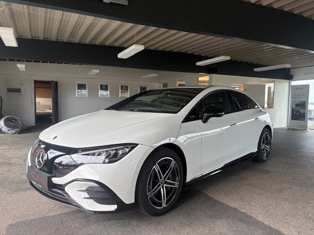 Mercedes EQE300 AMG Line