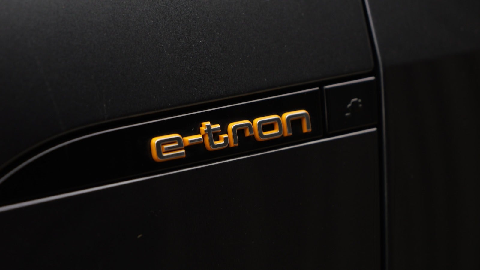 Audi e-tron S-line quattro