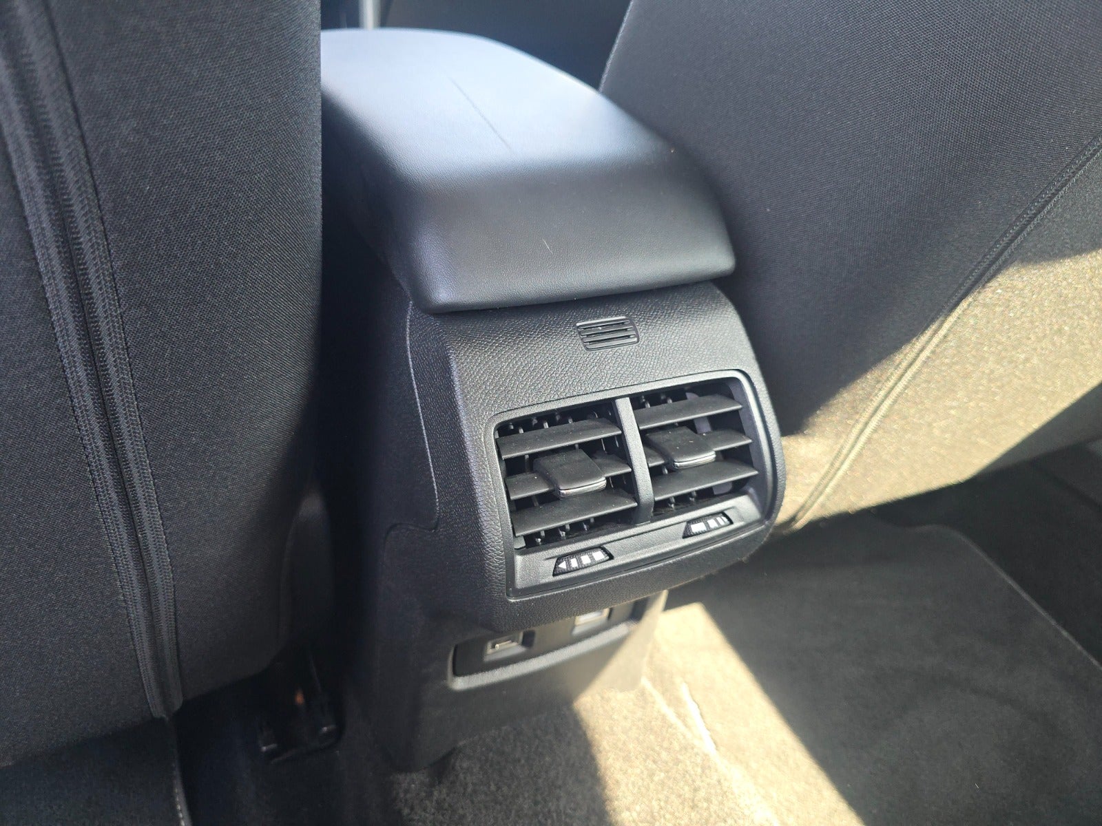 Billede af Citroën ë-C4 50 Shine Sport