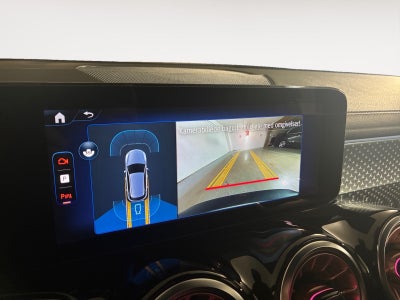 Mercedes EQB250+ Electric Art