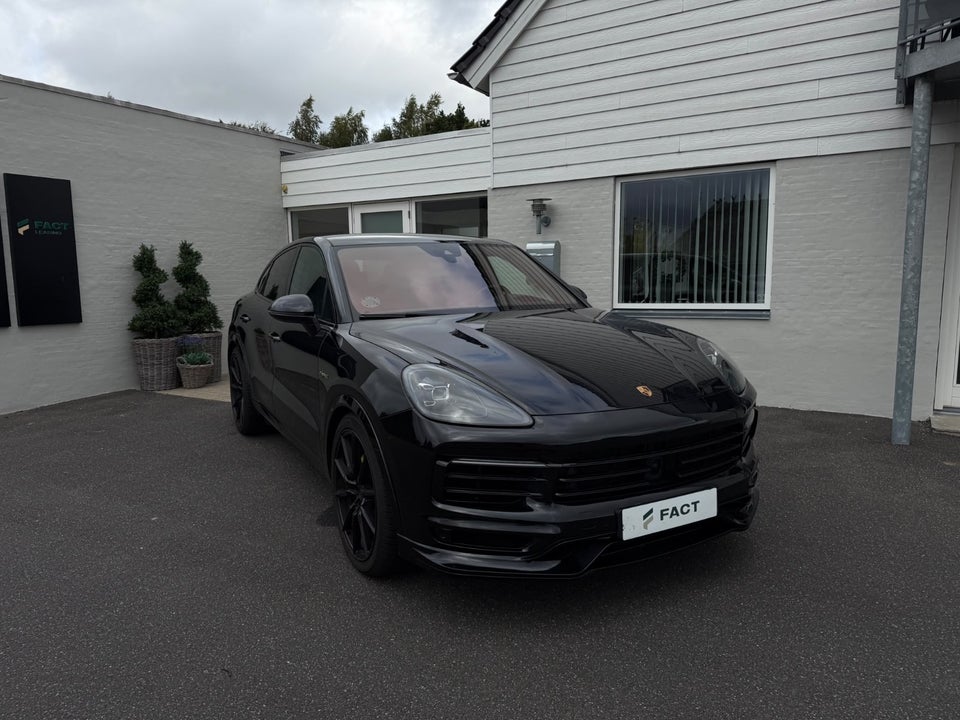 Porsche Cayenne E-Hybrid Coupé Tiptr.