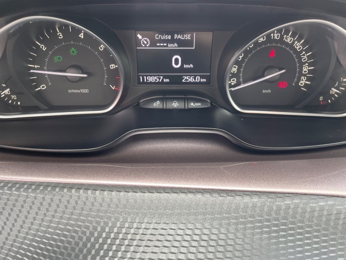 Billede af Peugeot 2008 1,2 VTi 82 Active