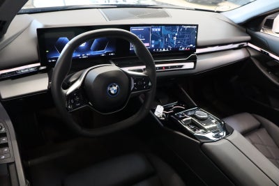 BMW i5 eDrive40 Sport Line