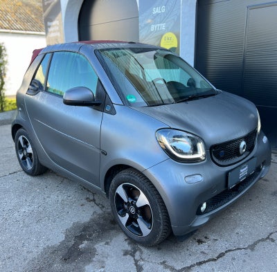 Smart Fortwo  EQ Cabriolet 2d
