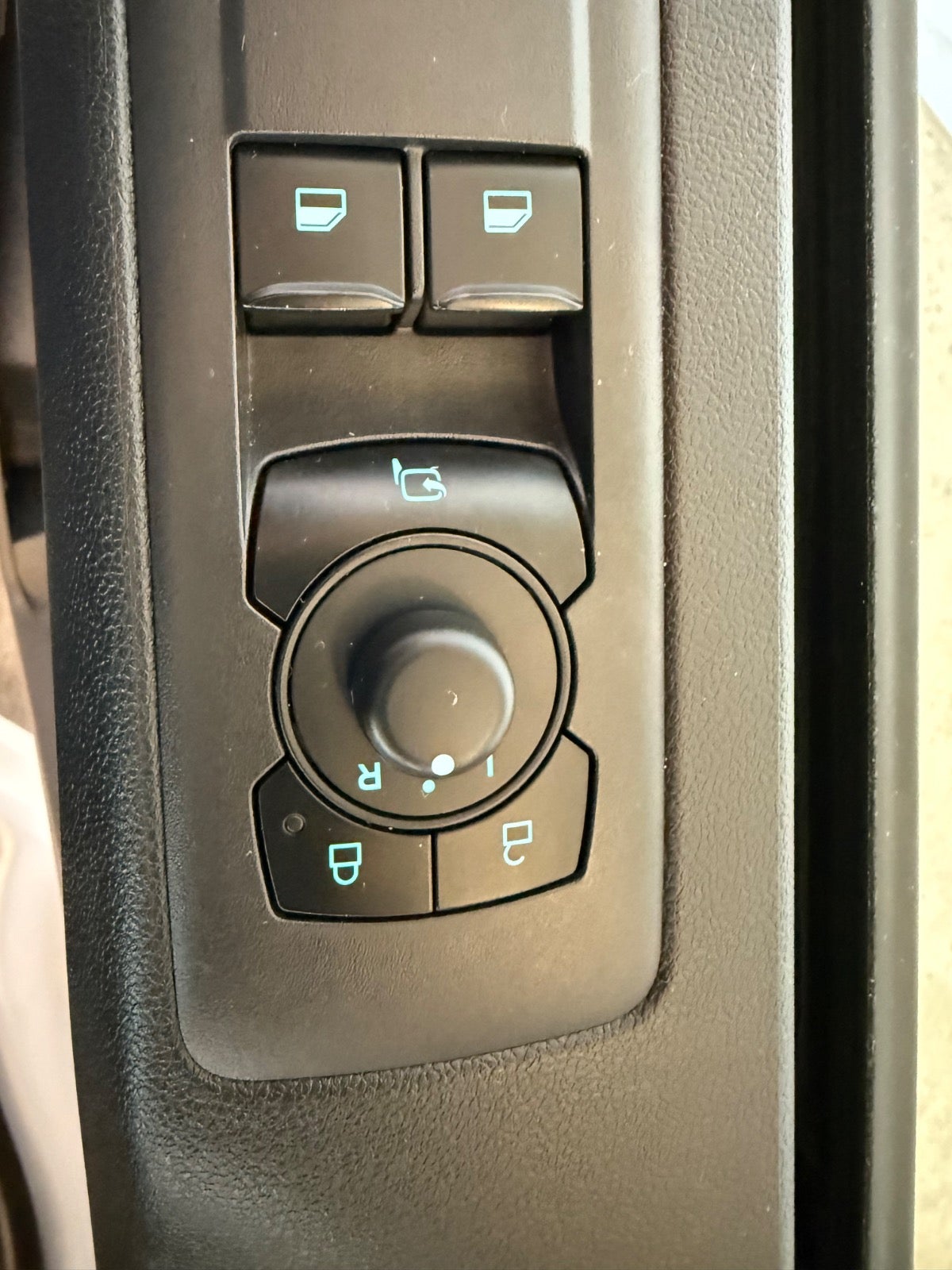 Ford Transit Custom 300L EcoBlue Trend aut.