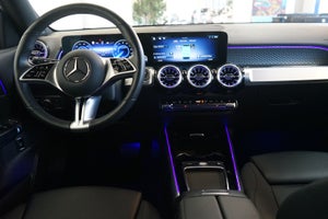 Mercedes EQB250+