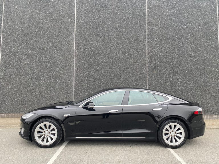 Tesla Model S 90