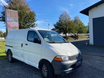 Toyota HiAce 2,5 D-4D 88 Komfort kort Diesel modelår 2003 km 234000 træk ABS airbag + moms, Toyota H