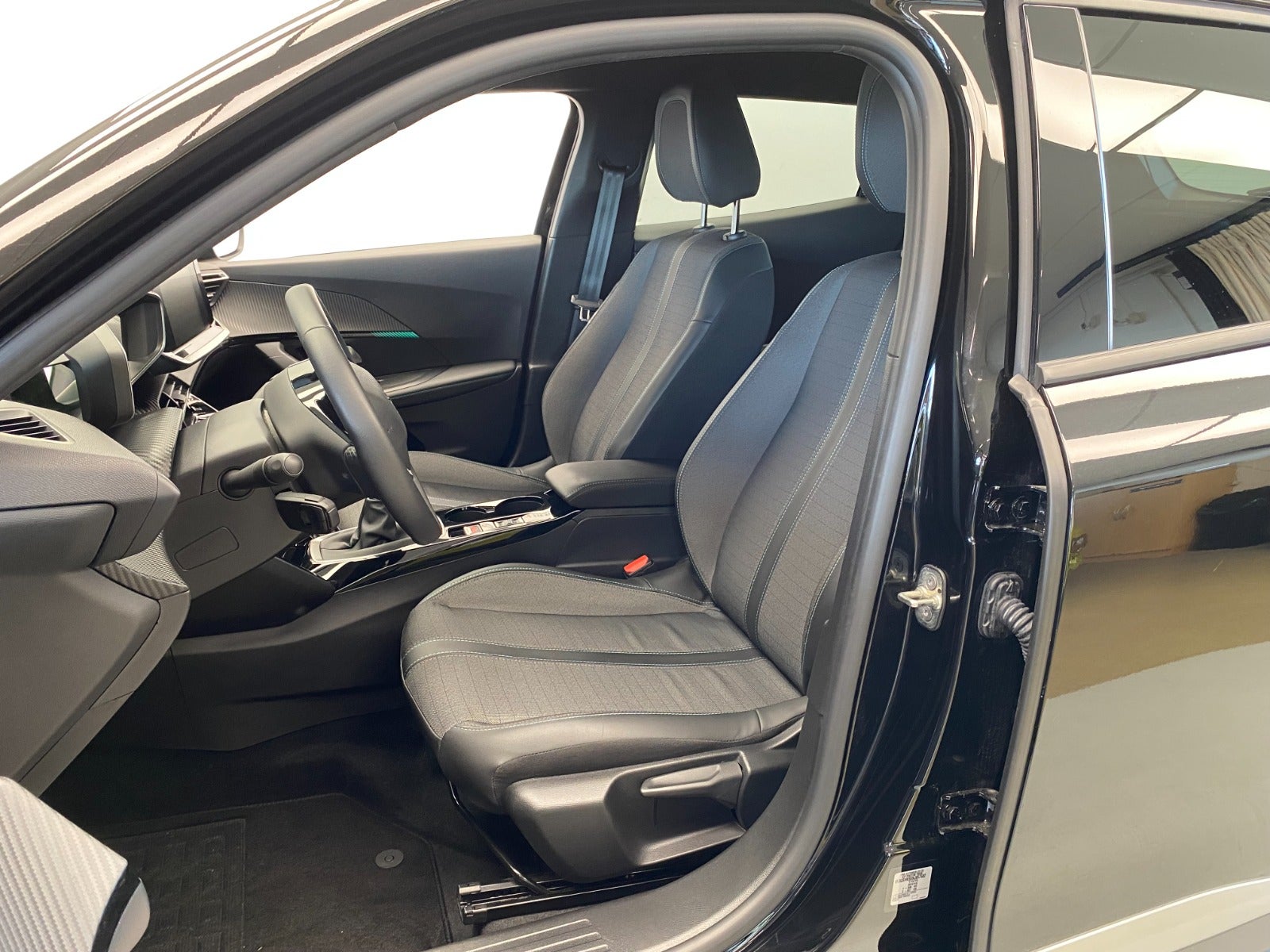 Billede af Peugeot 2008 1,2 PureTech 130 Allure