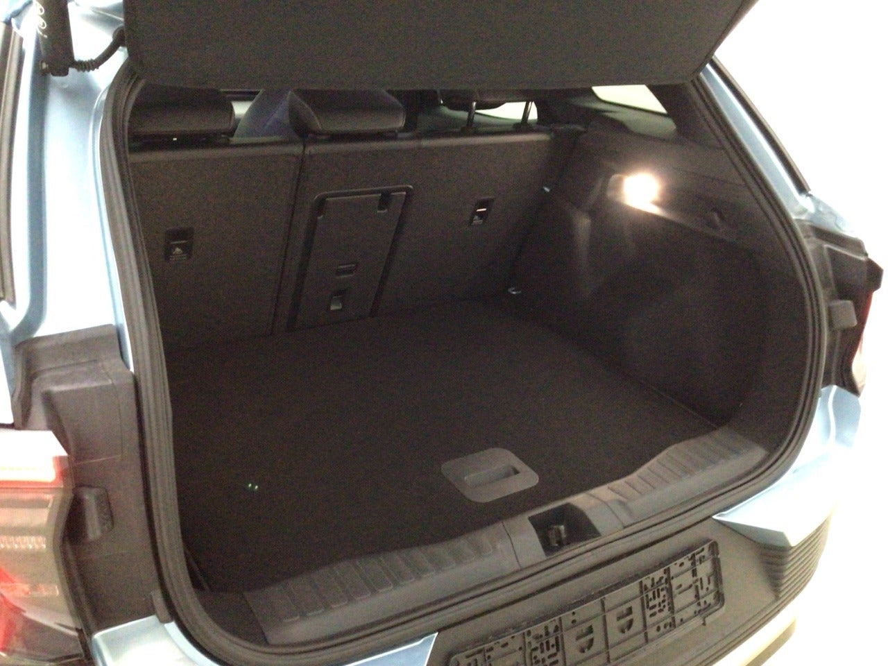 Ford Explorer Select Extended Range