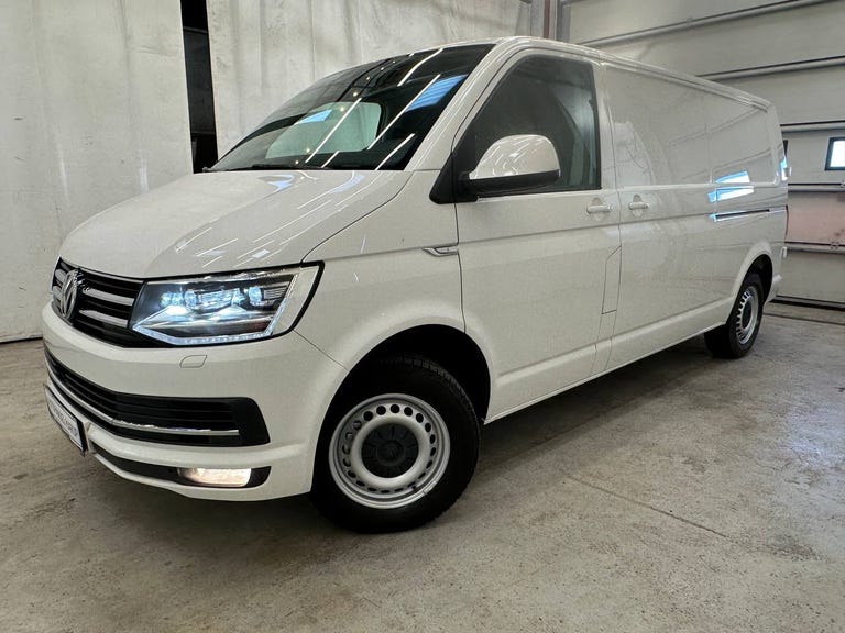 VW Transporter TDi 150 Kassevogn DSG lang