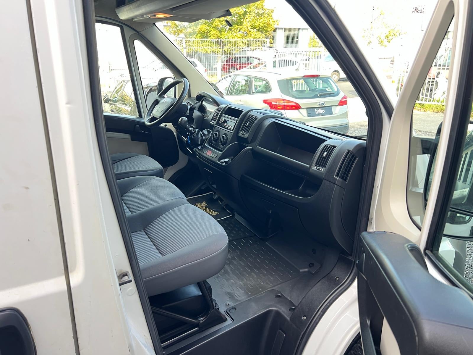 Peugeot Boxer 330 HDi 110 Kassevogn L1H1