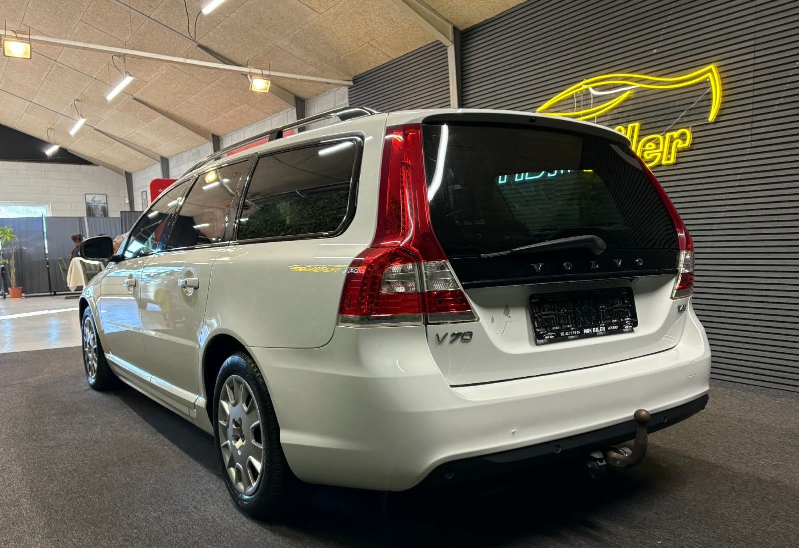 Billede af Volvo V70 2,0 T4 190 Momentum aut.