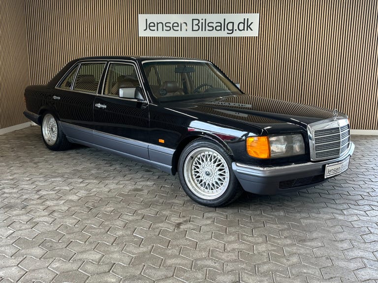 Mercedes 500 SEL 