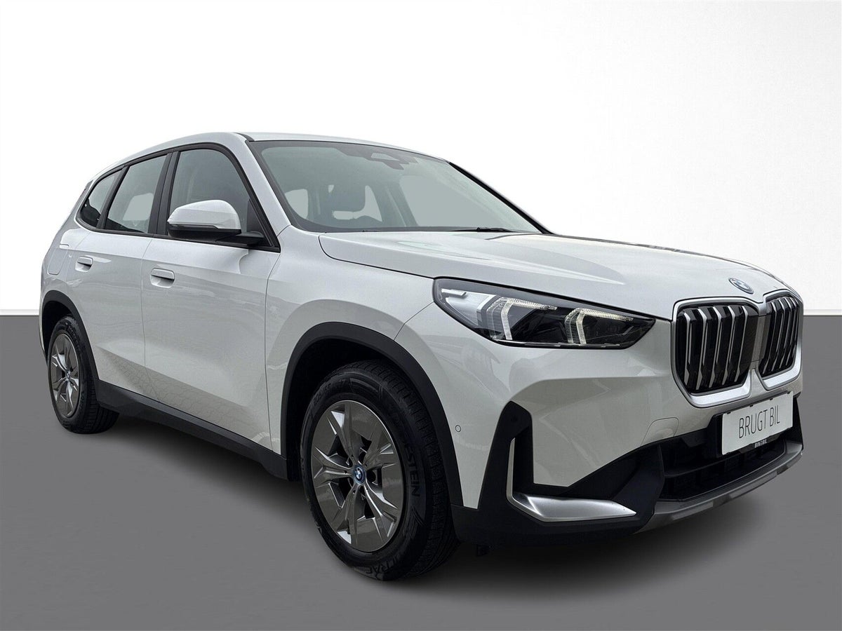 BMW iX1 xDrive30 billede 8