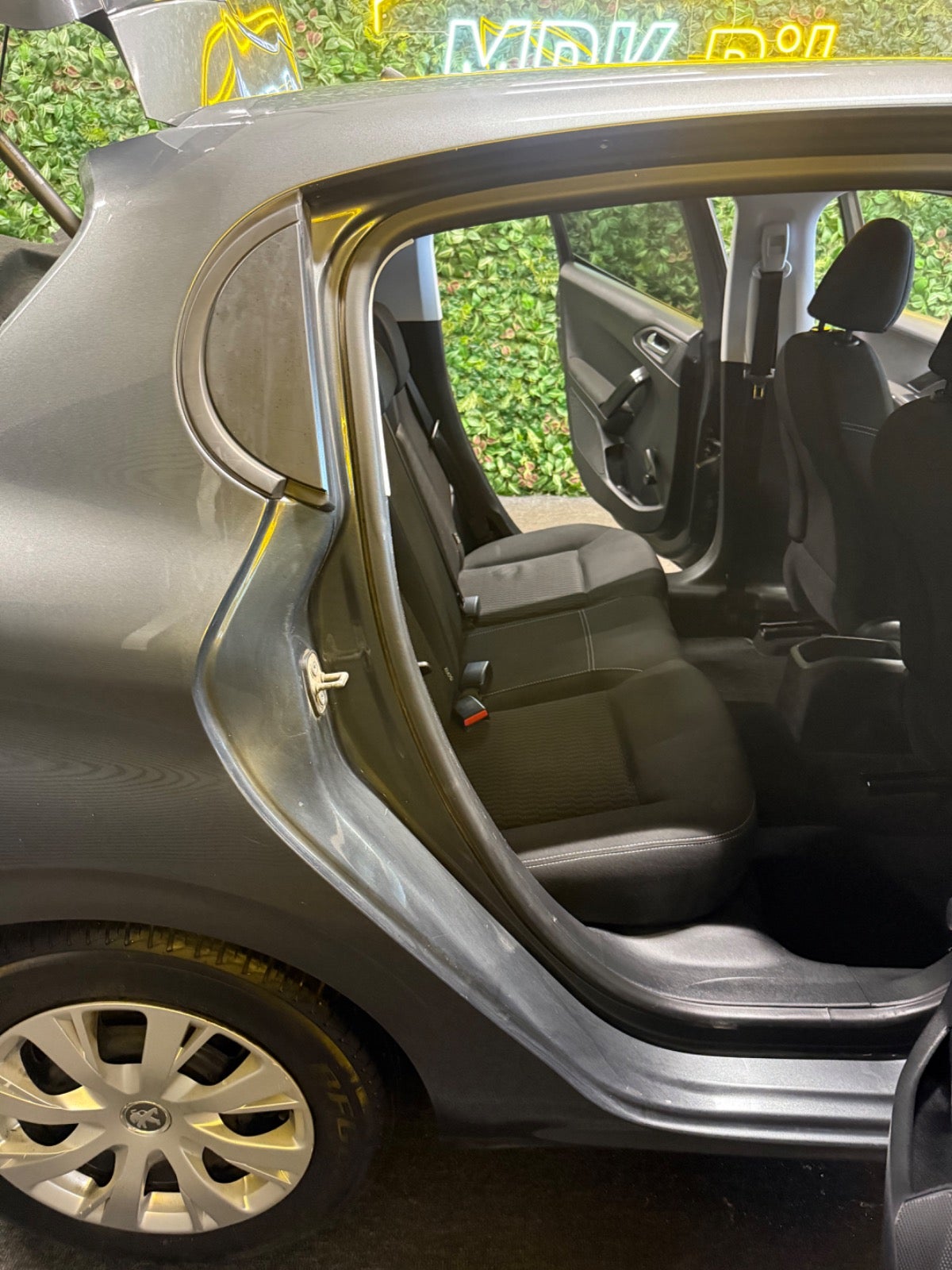 Billede af Peugeot 208 1,6 BlueHDi 100 Active