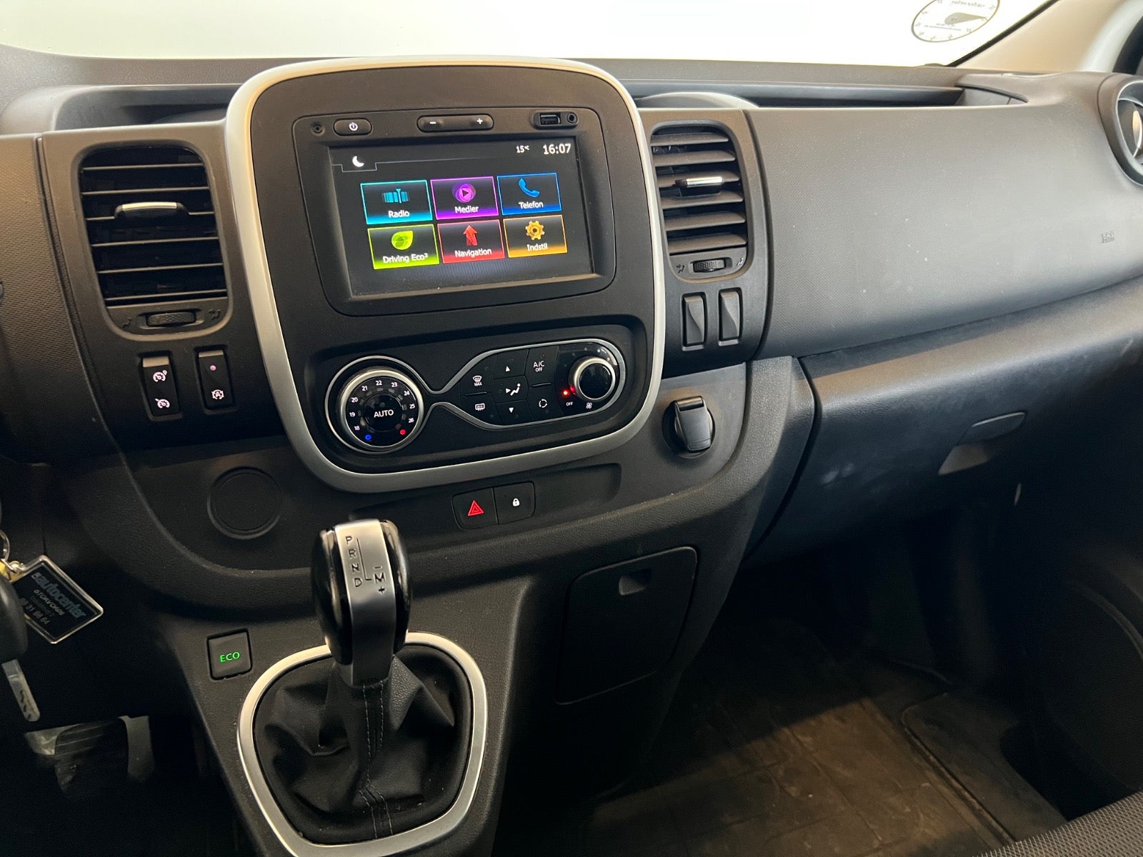 Renault Trafic T29 dCi 145 L2H1 EDC
