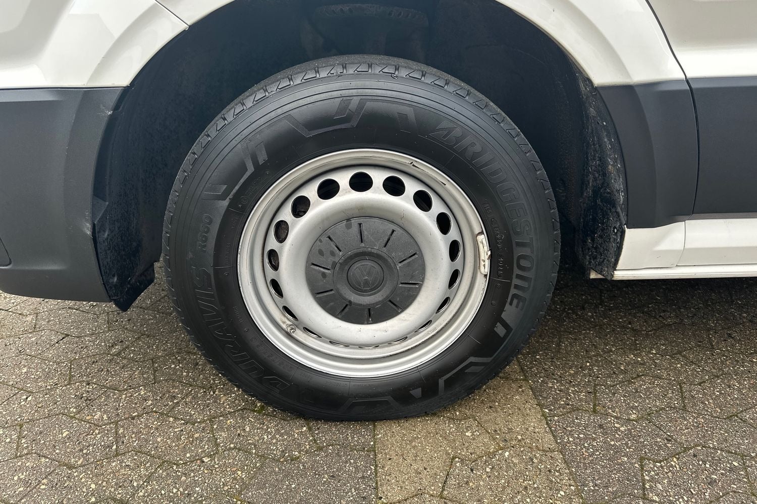 Billede af VW Crafter 35 2,0 TDi 140 Kassevogn L3H2 aut.