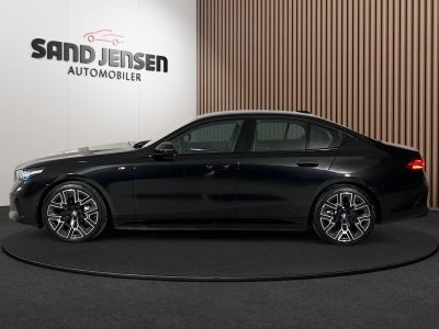 BMW i5 eDrive40 Fully Charged