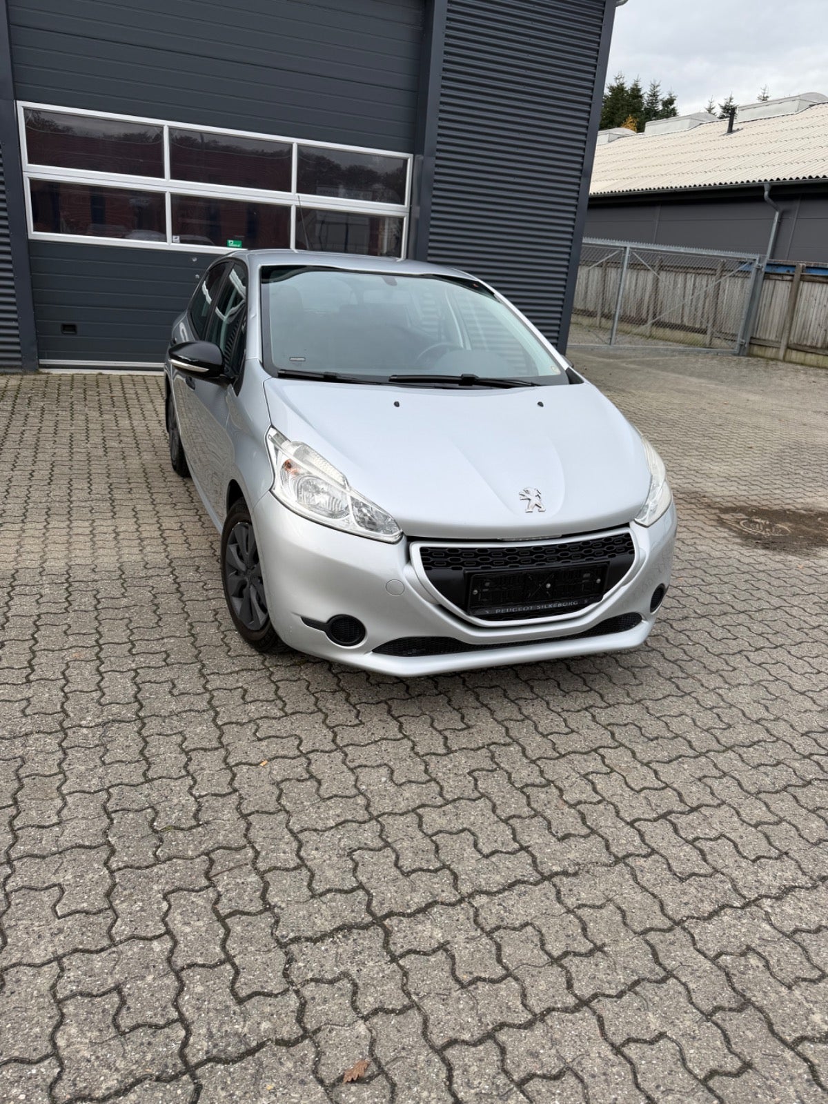 Peugeot 208 e-VTi 82 Active ESG