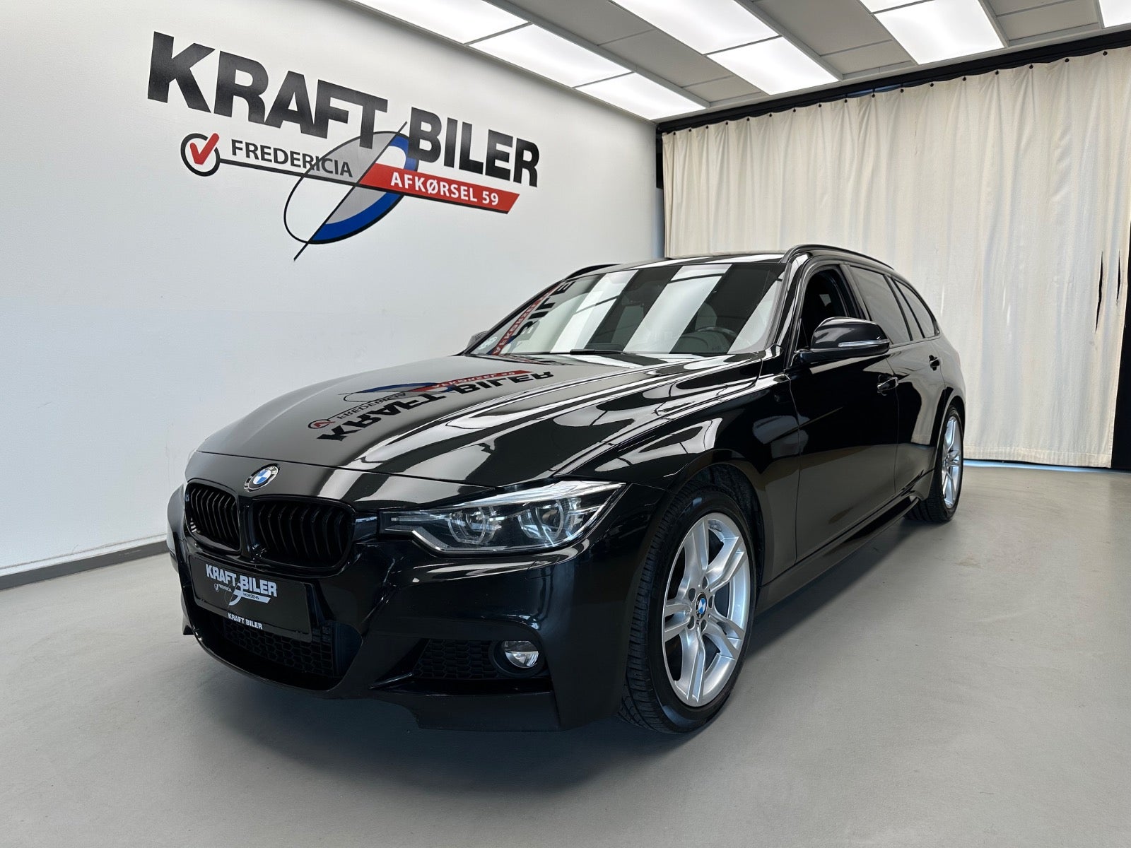 Billede af BMW 320d 2,0 Touring M-Sport aut.