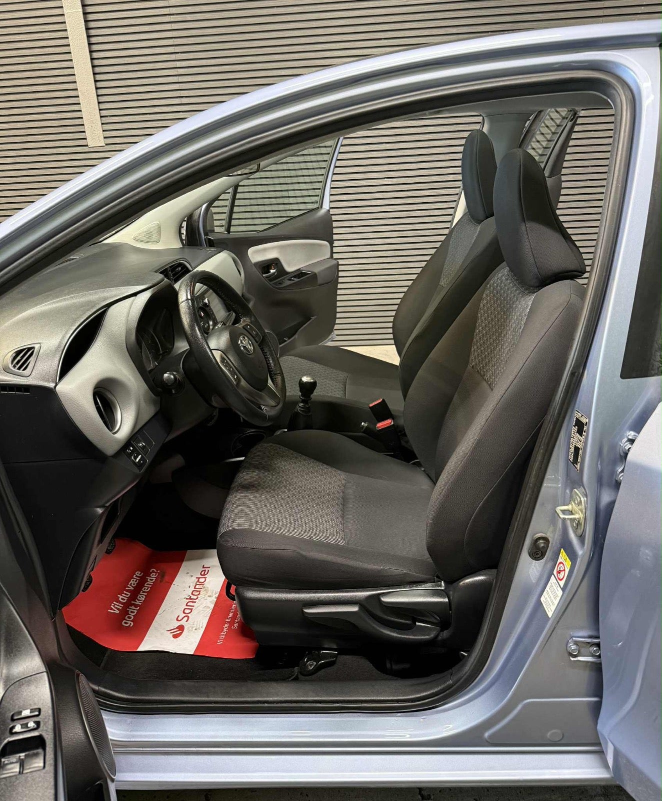 Billede af Toyota Yaris 1,3 VVT-i Skyview