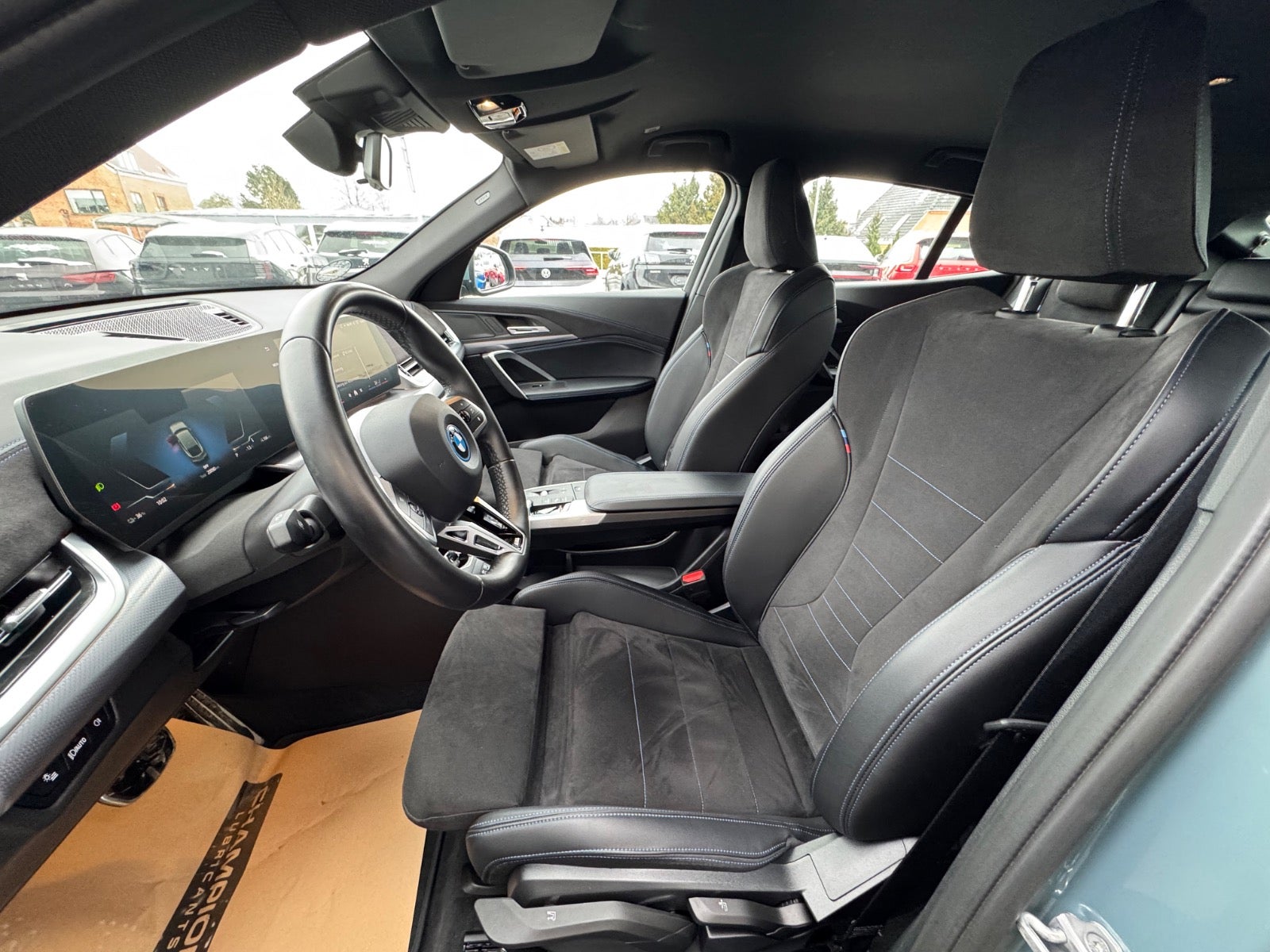 Billede af BMW iX2  eDrive20 M-Sport