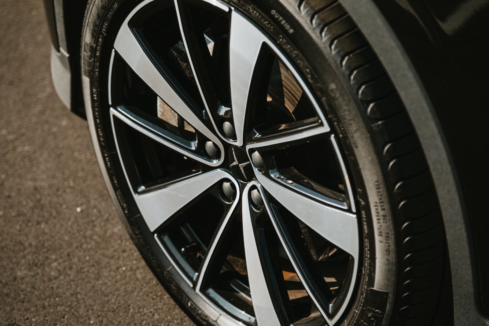 Billede af Polestar 2  Long Range AWD