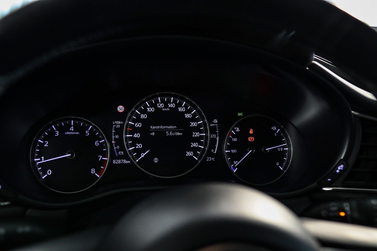 Billede af Mazda CX-30 2,0 SkyActiv-X 180 Cosmo