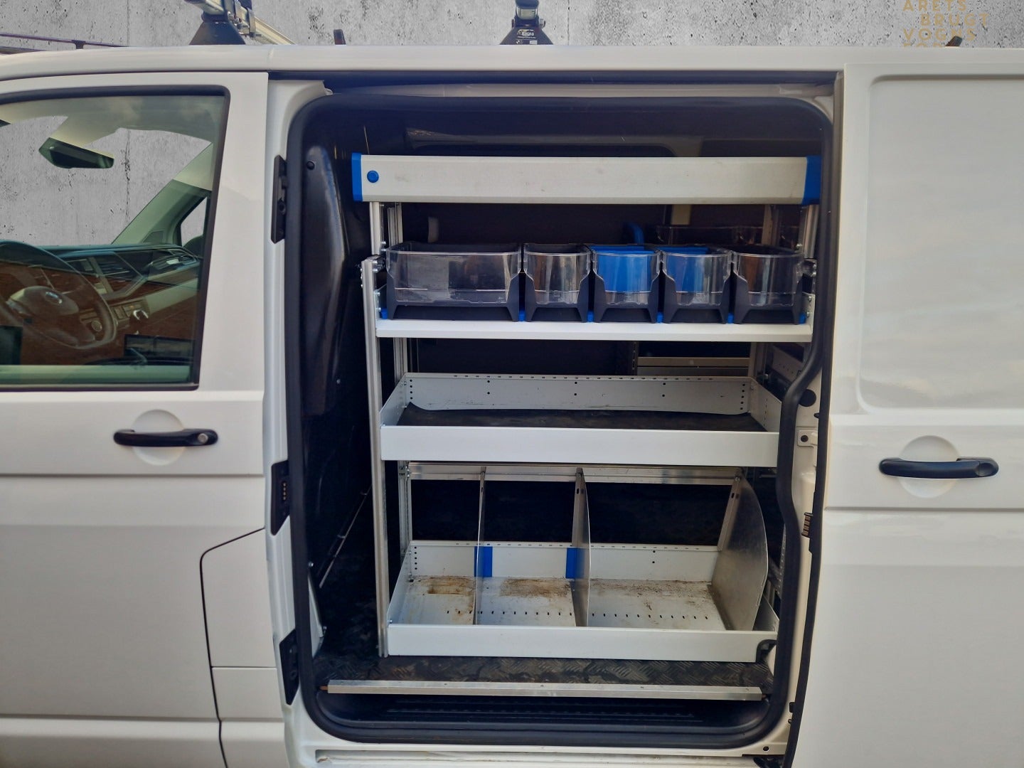 Billede af VW Transporter 2,0 TDi 110 Kassevogn kort