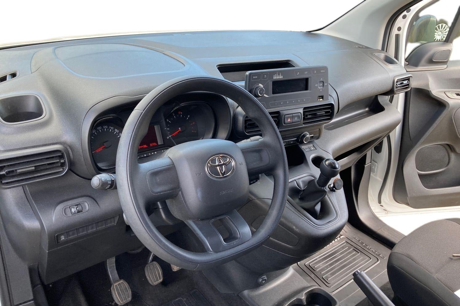 Billede af Toyota ProAce City 1,5 D 75 Medium Base