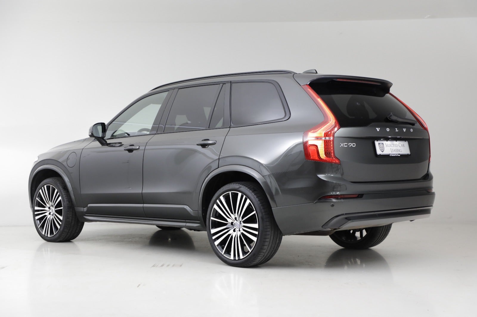 Volvo XC90 2,0 T8 ReCharge R-Design aut. AWD 7prs