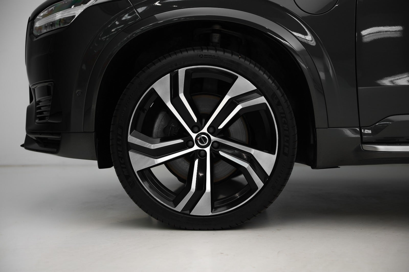 Volvo XC90 2,0 T8 ReCharge R-Design aut. AWD 7prs