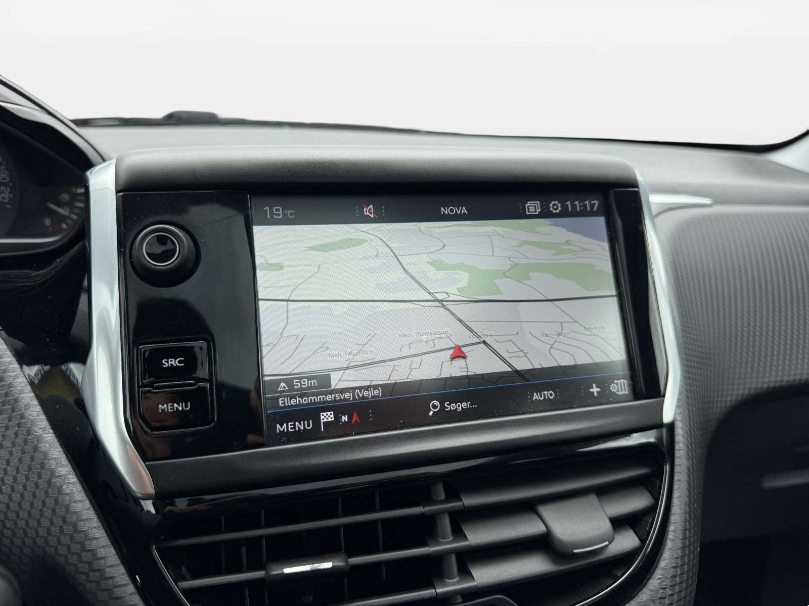 Billede af Peugeot 208 1,2 PureTech 82 Allure Sky