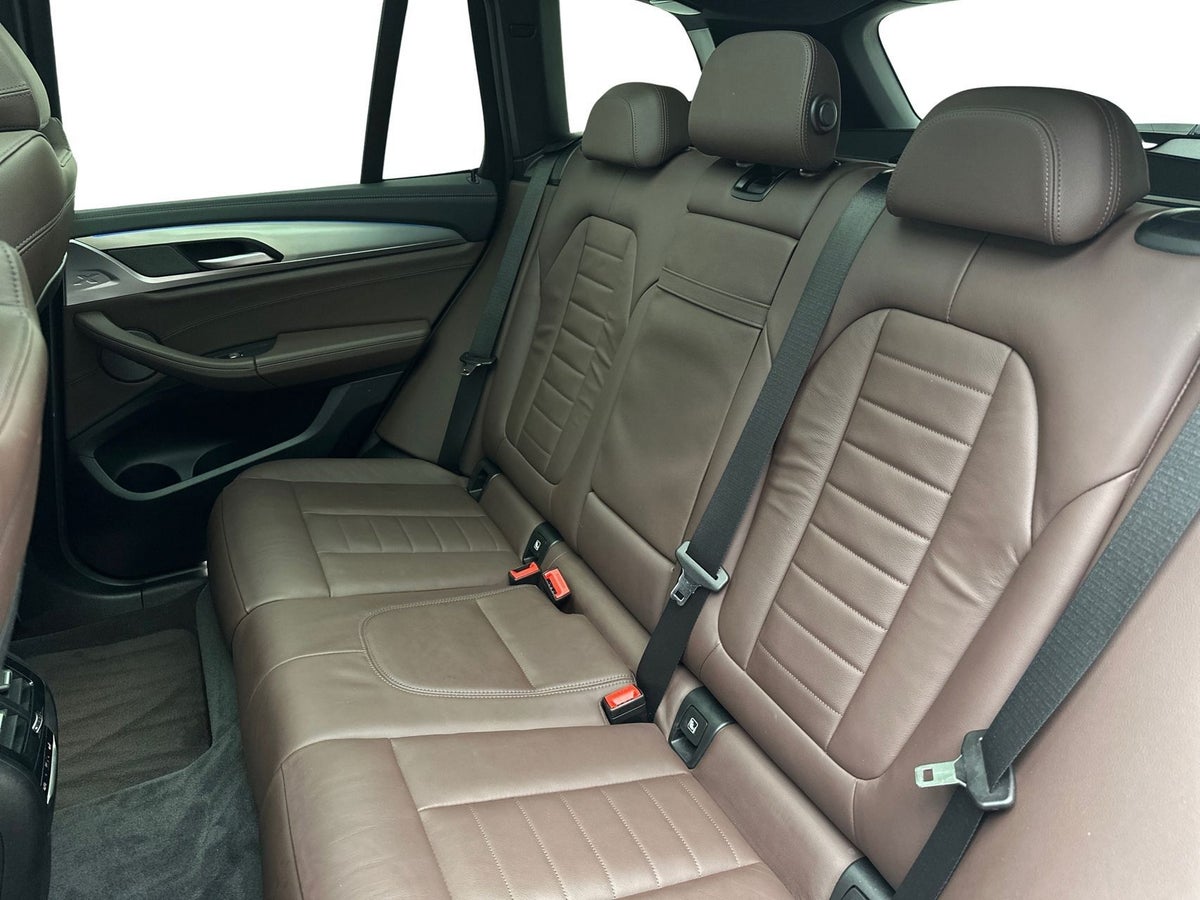 BMW iX3 Charged Plus billede 12