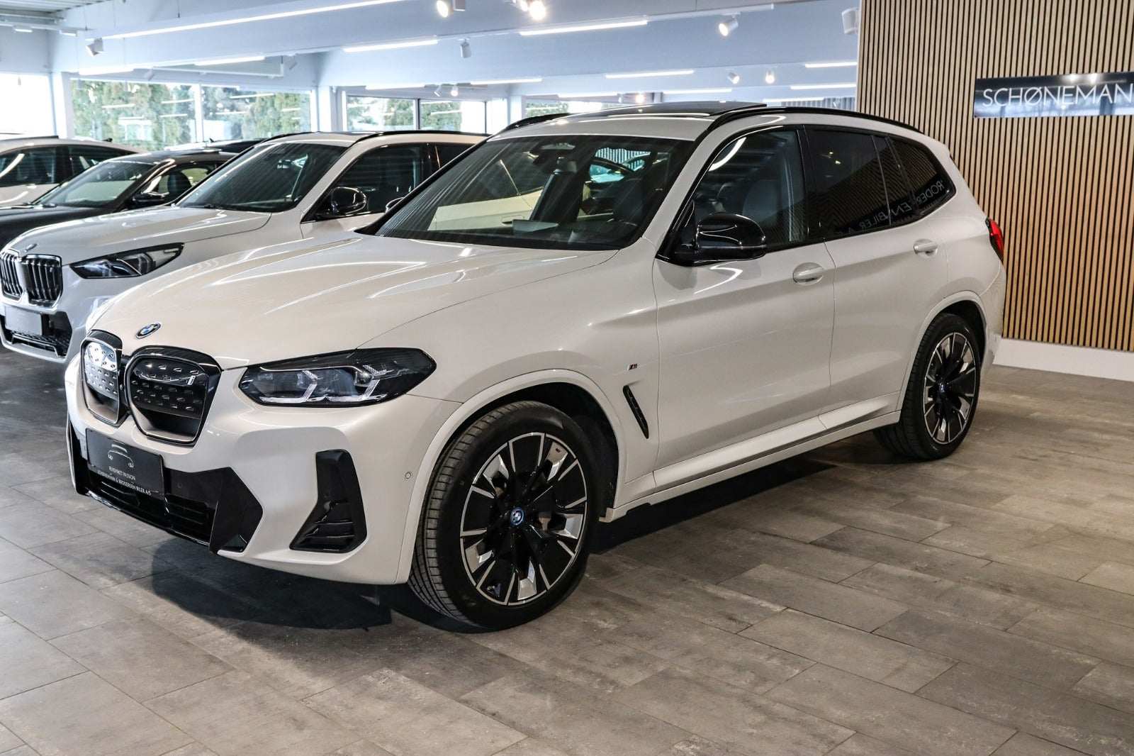 Billede af BMW iX3  Charged Plus M-Sport