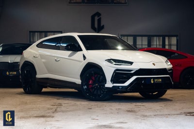 Lamborghini Urus 4,0  5d